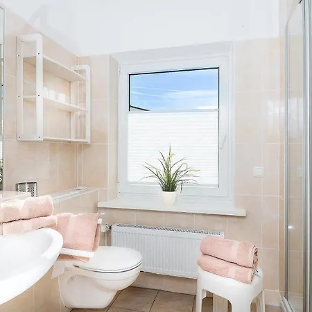 M2 - Apartmenthaus Marienburger Str 4 - Feriendomizil Hollich Grömitz